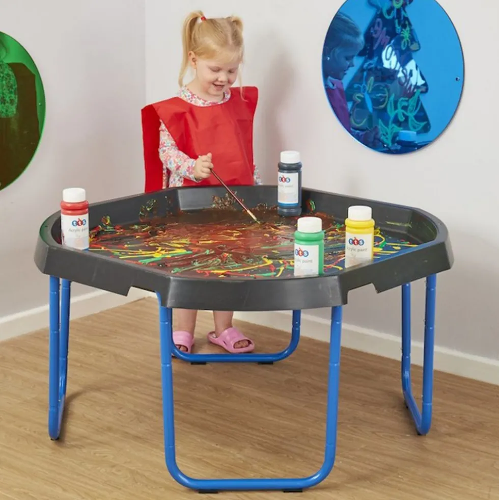 Active World Tuff Tray and Adjustable Stand Set