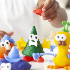 Colorations® Creative Creatures Dough Builders - 260 Pieces