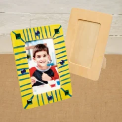 Colorations® Father’s Day Keepsake Picture Frame Craft Kit - Makes 50 Crafts