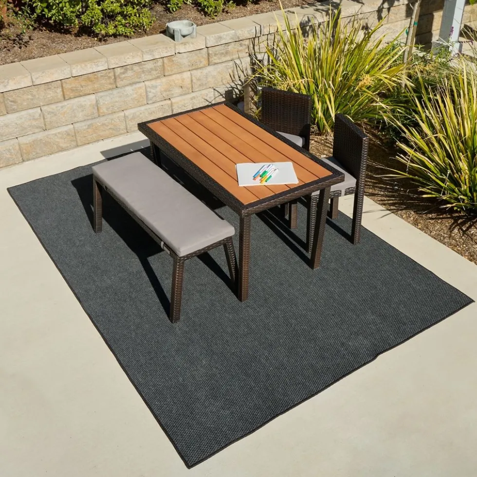 Environments® Dunes Indoor/Outdoor Carpet 4' x 6' - Clouded Gray