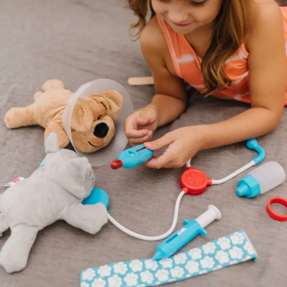 Exam and Treat Pet Vet Play Set 24 Pcs.