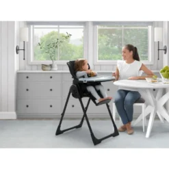 Jeep Classic Convertible 2-in-1 High Chair