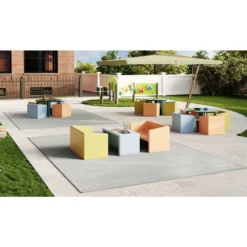 Water Mill 7'8" x 11" Indoor/Outdoor Rug in color Infusion